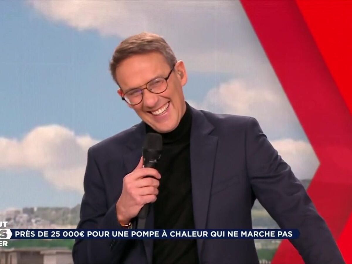 Je vous adore, vous êtes notre Zorro : Julien Courbet amusée par la déclaration enflammée d'une auditrice en direct dans son émission (VIDEO)