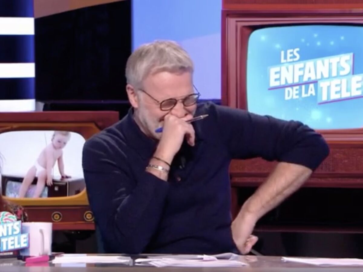 Laurent Ruquier mort de rire après une grosse bourde de Wejdene (VIDEO)