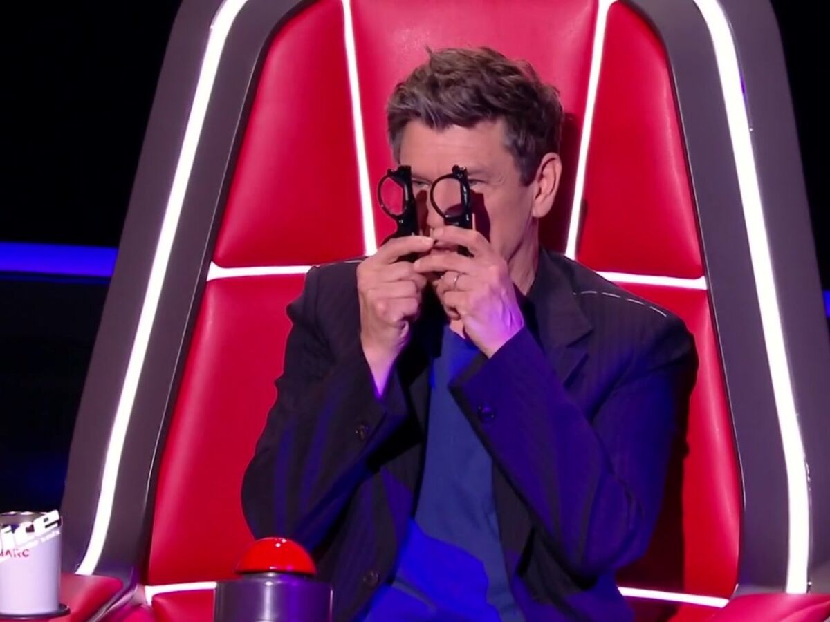 Exclu. The Voice : Marc Lavoine explique (enfin) pourquoi il tient ses lunettes de façon bizarre