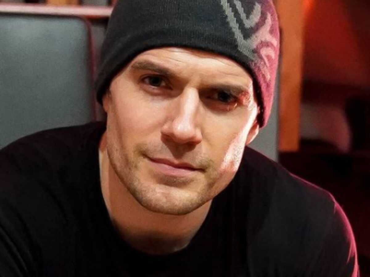 Henry Cavill a-t-il présenté sa petite amie sur Instagram ? Cette photo de son bel et intelligent amour qui affole les fans