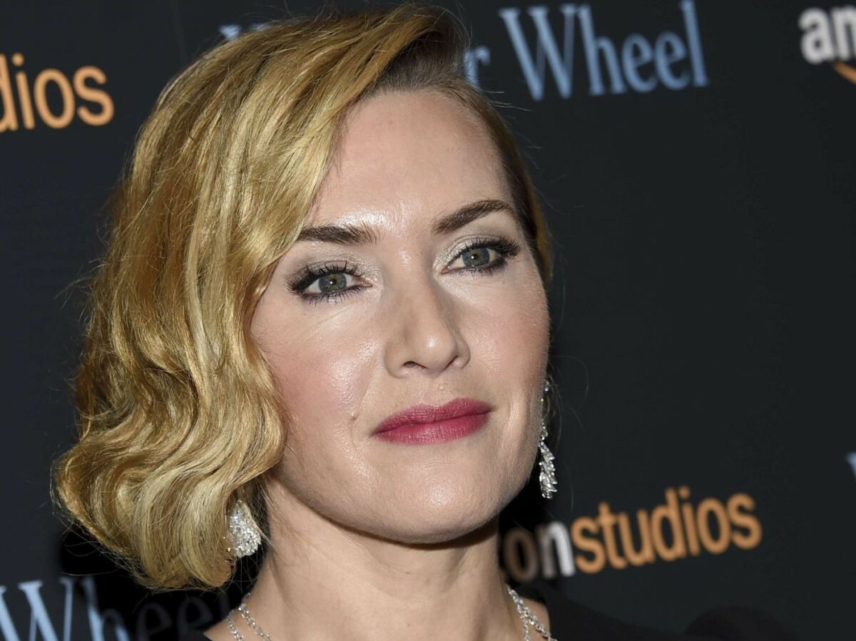 Elle est passée sous les radars : Kate Winslet se confie sur les débuts de sa fille Mia Threapleton en tant qu'actrice