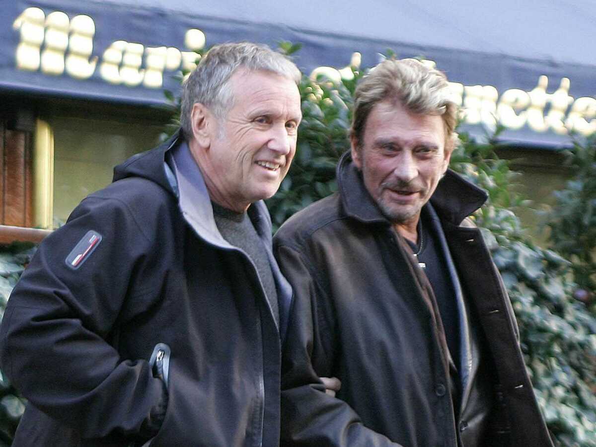 Je n’ai rien à faire avec les pleureuses : quand Yves Rénier désapprouvait les funérailles en grandes pompes de Johnny Hallyday