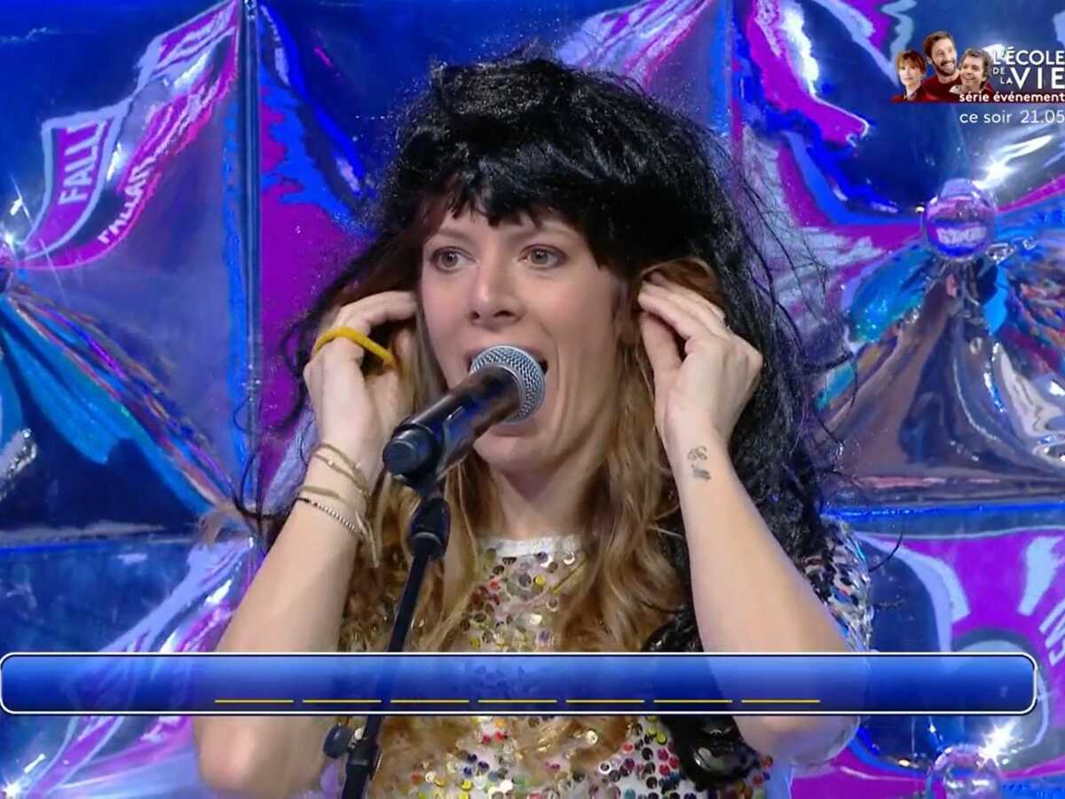 N'oubliez pas la paroles : Magali Ripoll fait une boulette et se fait recadrer avec humour par Nagui et Fabien Haimovici (VIDEO)