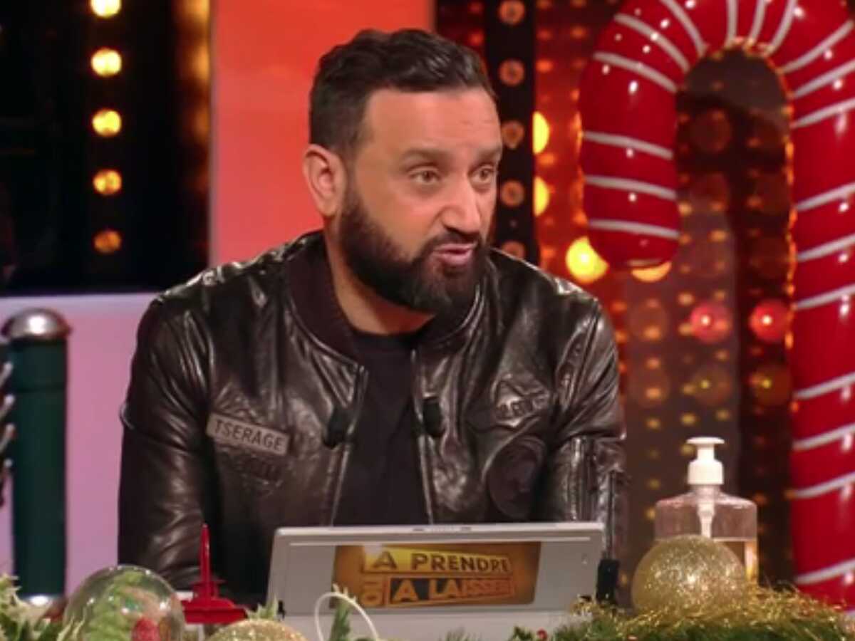 Exclu. Le jeu À prendre ou à laisser animé par Cyril Hanouna va faire son retour sur C8 !