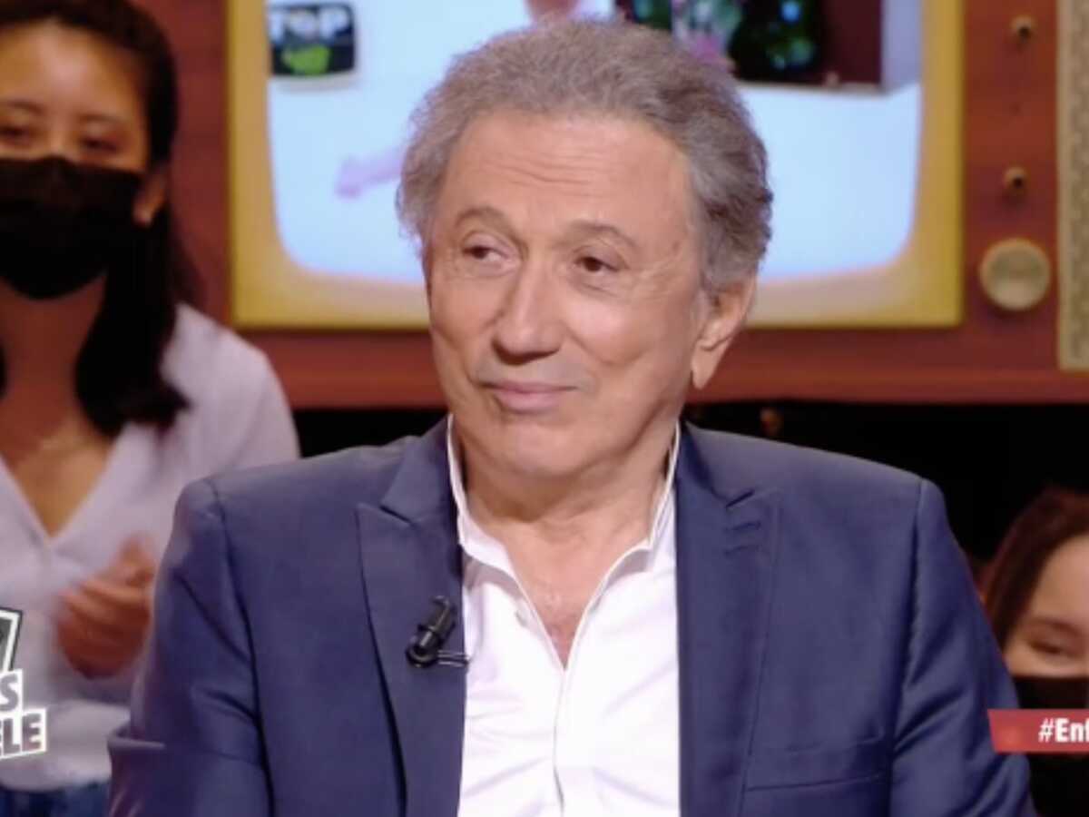 Heureusement qu'elle est là : Michel Drucker très ému par la déclaration d'amour surprise de sa femme Dany Saval (VIDEO)