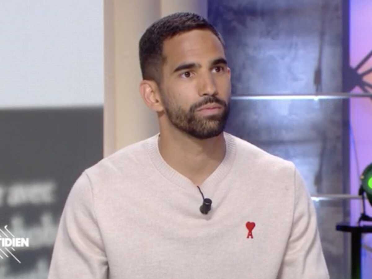 L'ex-footballeur Ouissem Belgacem livre un témoignage poignant sur l'homophobie dans le milieu du ballon rond (VIDEO)