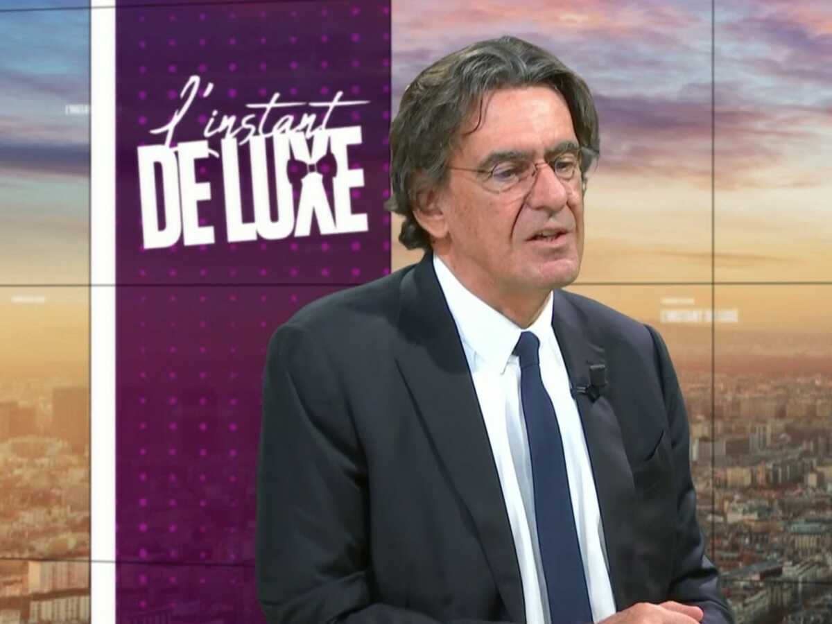 Je n'arrive évidemment pas à vivre avec 3000 euros : Luc Ferry se confie sur sa retraite qu'il juge insuffisante (VIDEO)