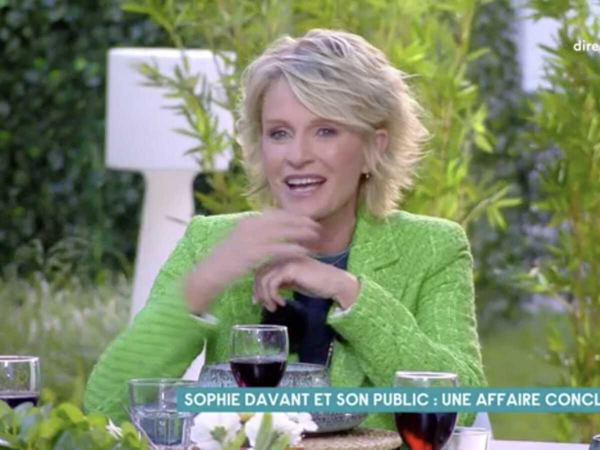 Sophie Davant trop populaire pour être invitée dans certaines émissions : l'animatrice pousse un coup de gueule (VIDEO)