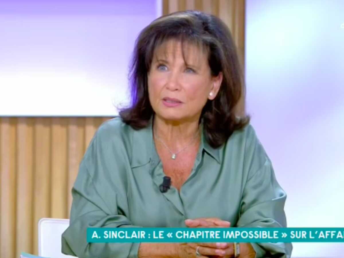 Anne Sinclair : ce tic nerveux qu'elle a développé pour tenir suite à l'affaire DSK (VIDEO)