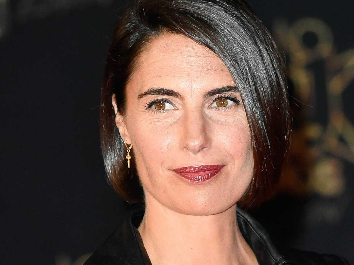 Alessandra Sublet critiquée car elle déménage loin de ses enfants, elle répond à ses détracteurs