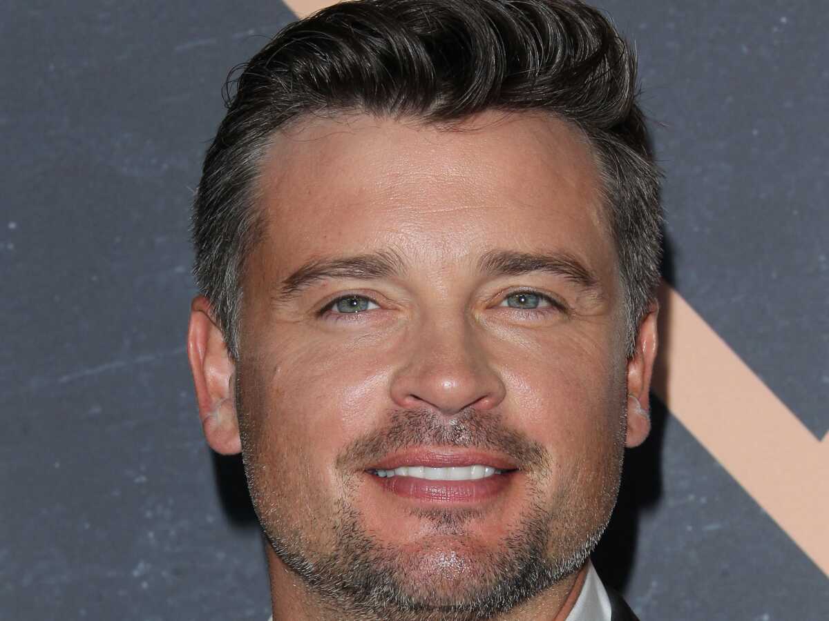 Tom Welling (Smallville) papa pour la deuxième fois : l'acteur partage un tendre et rare cliché avec ses deux fils