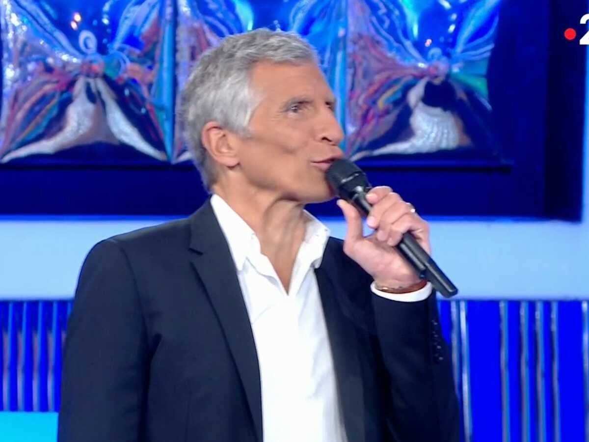 N'oubliez pas les paroles : Nagui et Fabien Haimovici taquinent un candidat qui chante particulièrement faux (VIDEO)