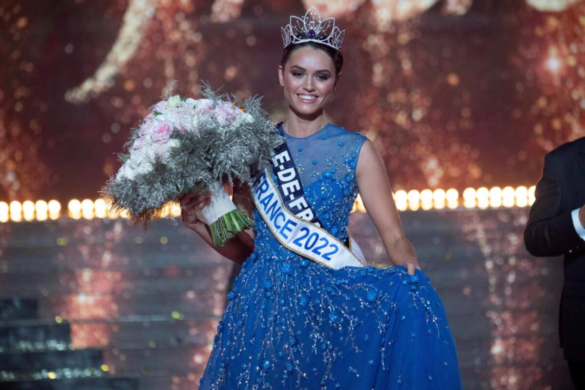 Ютуб мисс. Diane Leyre. Miss France 2022. Мисс 2022 знаменитости.