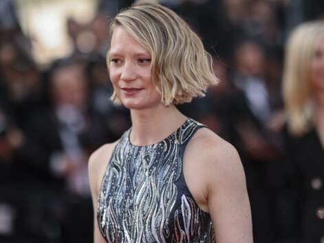Festival de Cannes 2023 : Elsa Zylberstein, Mia Wasikowska, Clotilde Courau, Nabilla… un tapis rouge à l'accent féminin