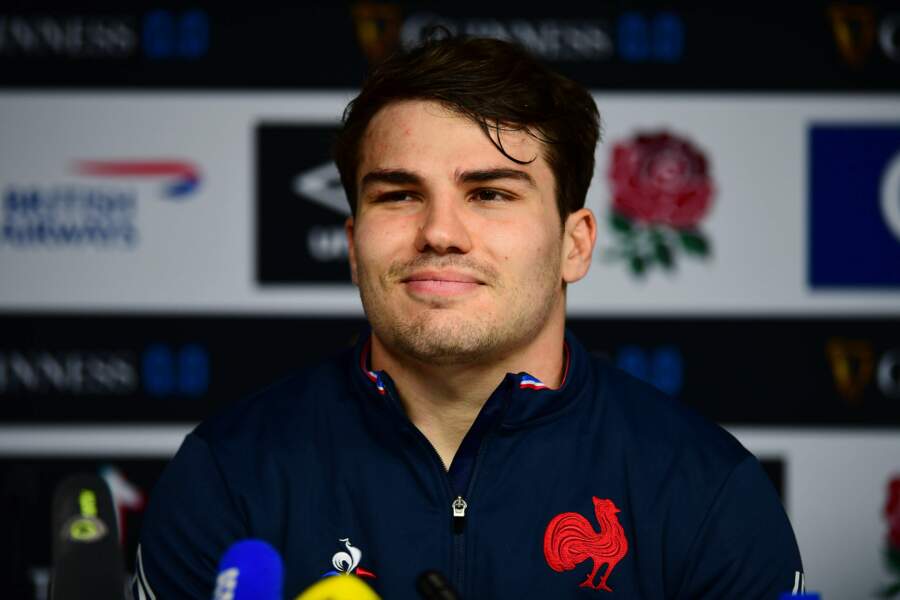 Qui Est Antoine Dupont, Le Rugbyman Français, Capitaine Du XV De France ...