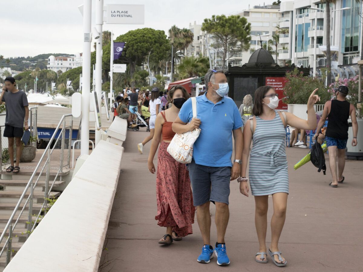 Bientôt la fin du port du masque en France ? La réponse du professeur Philippe Amouyel