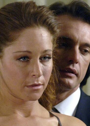La Double Vie De Veronica Telefilm James Wilder : biographie, news, photos et videos - Télé-Loisirs