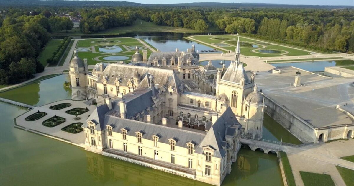Qui A Fait Construire Le Château De Chantilly