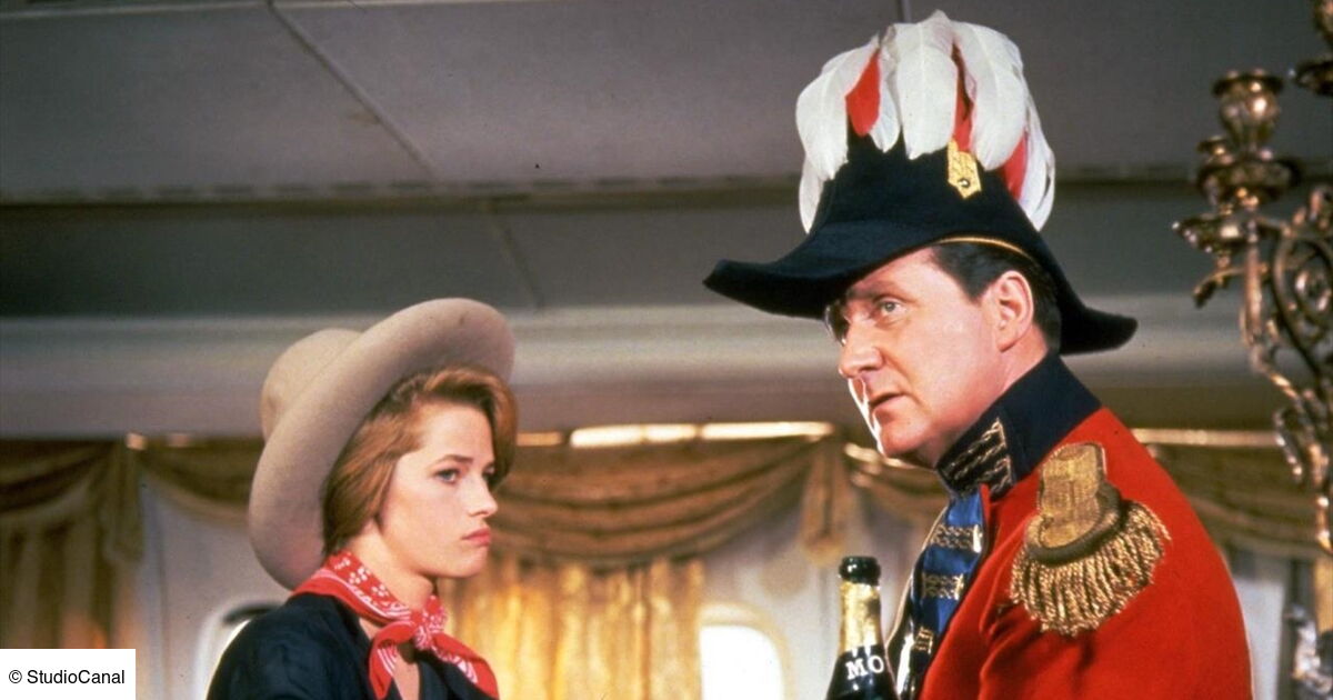 Chapeau melon et bottes de cuir