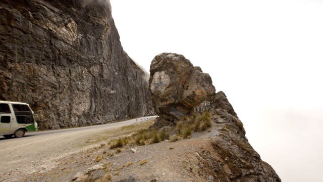 Le Convoi De L'extreme La Route Des Andes