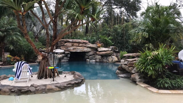 Lagoon Master Les Rois De La Piscine