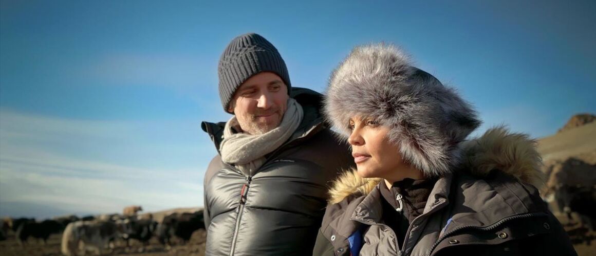 Rendez Vous En Terre Inconnue Nawell Madani Nawell Madani chez les éleveurs de yaks de Mongolie - Rendez-vous en