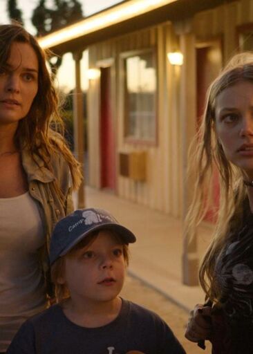 Deux Soeurs Pour Une Vengeance 2016 Grace Van Dien : biographie, news, photos et videos - Télé-Loisirs