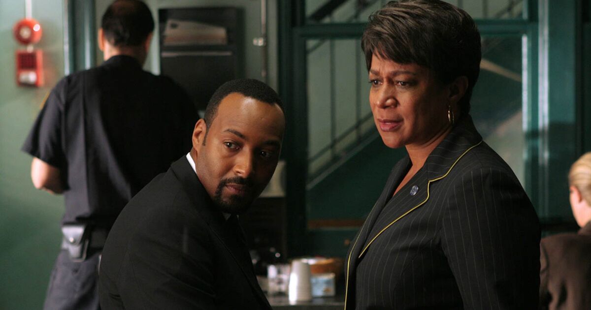 New York Police Judiciaire Saison 21 New York police judiciaire