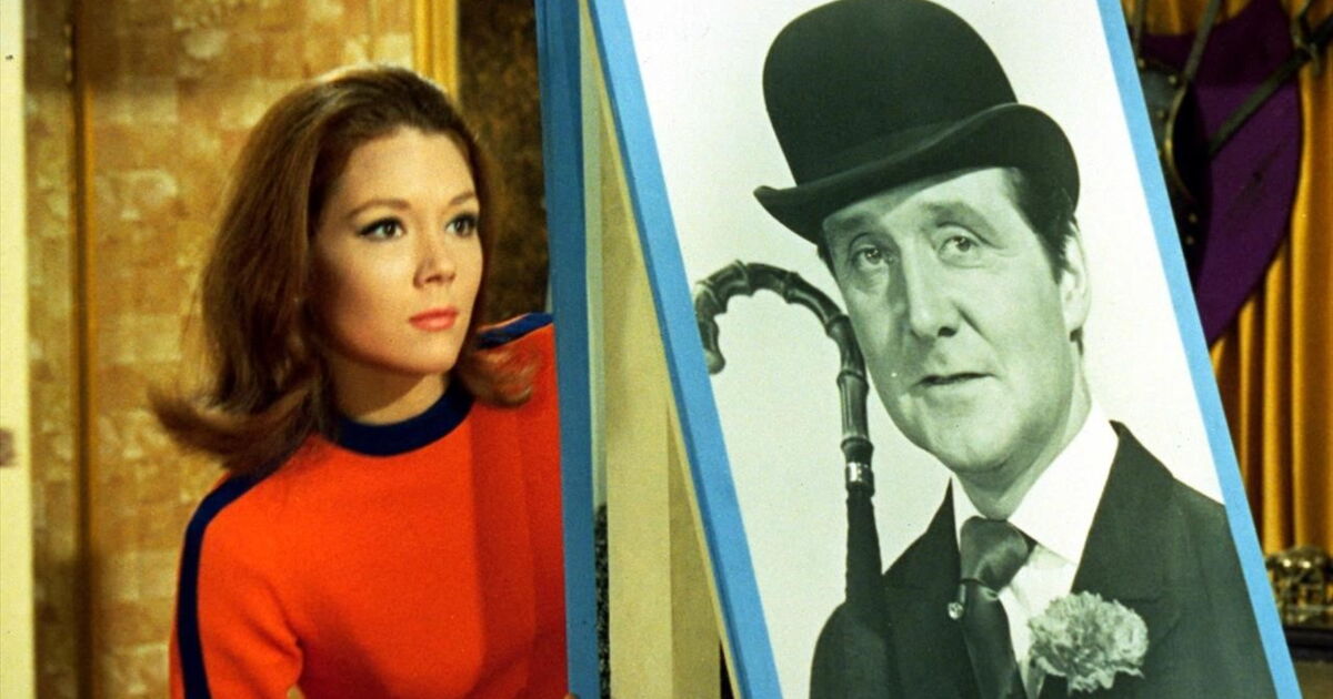 Chapeau melon et bottes de cuir