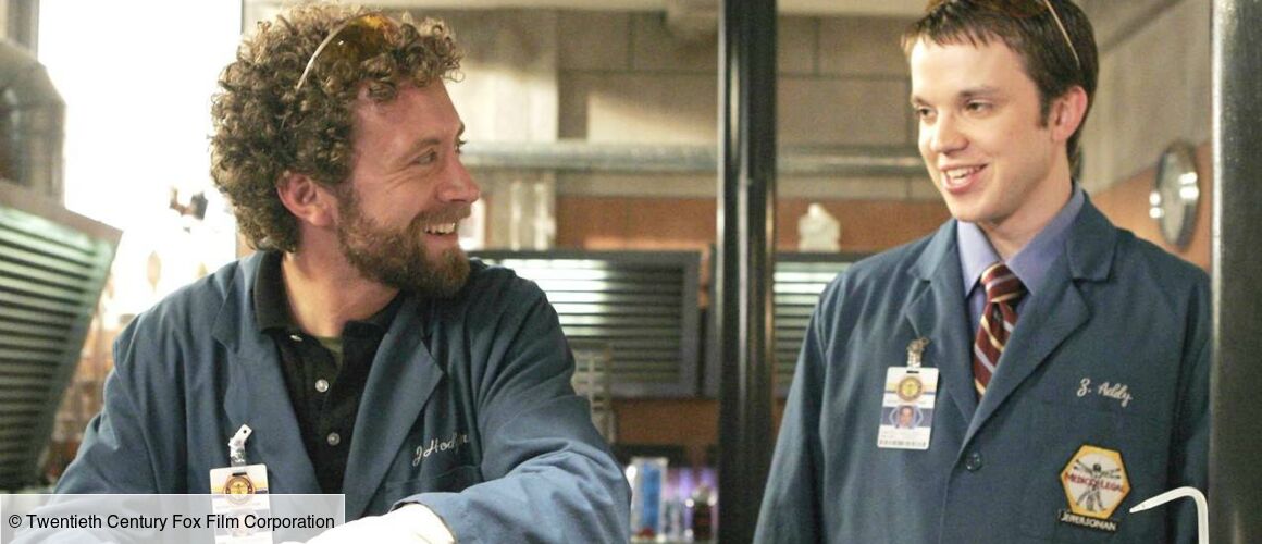 Resume Saison 2 Perdu Dans L'espace Perdu dans l'espace - (S2E19) - Bones - Télé-Loisirs