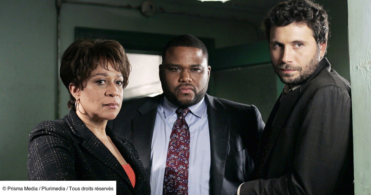 New York Police Judiciaire Saison 1 New York police judiciaire