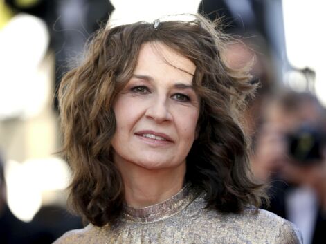 Cannes 2021 : Valérie Lemercier rayonnante, Isabelle Huppert élégante… La montée des marches d'Aline