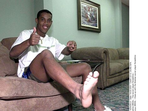 Ronaldinho : découvrez son évolution physique en images