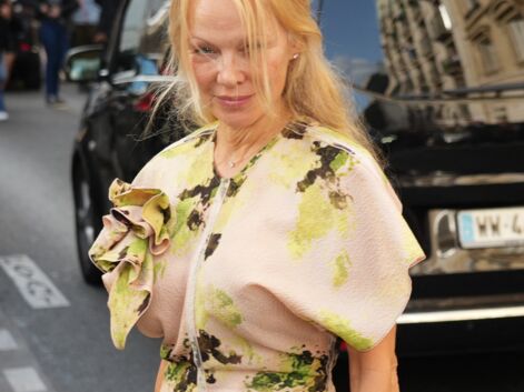 Pamela Anderson sans maquillage, elle fait sensation au défilé Victoria Beckham