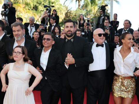 Artus sobre et élégant avec toute l'équipe d'Un p'tit truc en plus, Pierre Niney et Anaïs Demoustier flamboyants, Julie de Bona incandescente sur les marches du Festival de Cannes 2024