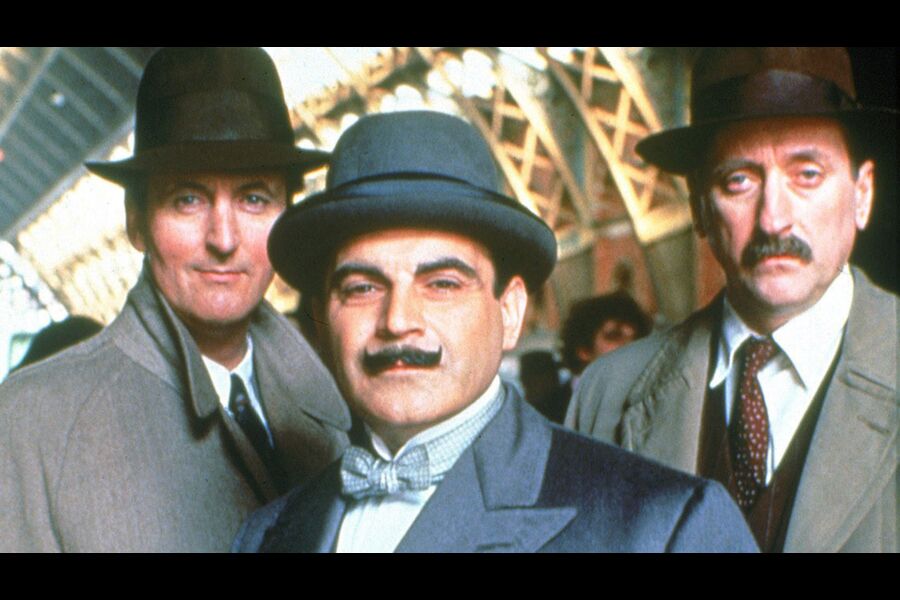 Le Chat Et Les Pigeons S11e2 Hercule Poirot Tele Loisirs