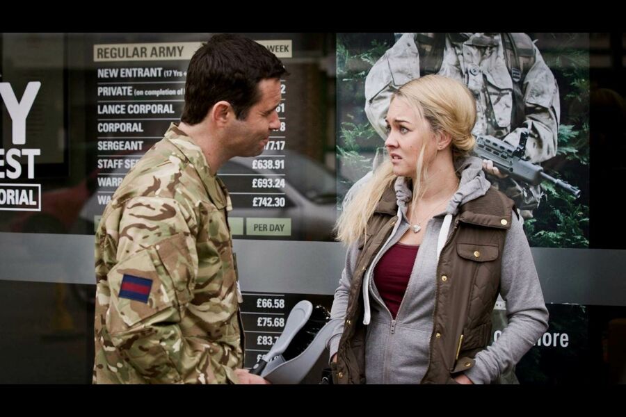 Molly Une Femme Au Combat Saison 1 Streaming Regarder Molly Une Femme Au Combat Saison 1 - tindeloes