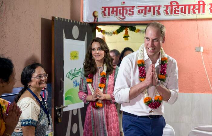 Le prince William et Kate sont arrivés à Bombay le 10 avril où on leur a réservés un accueil chaleureux