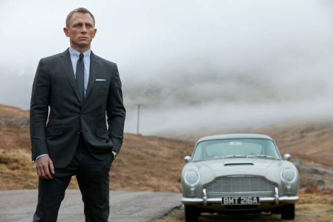 La version Skyfall avec Daniel Craig en 007
