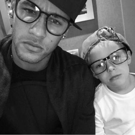 Neymar Jr a été copié par son fils, Davi Lucca. 