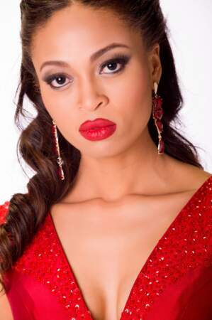 Snwazna Adams, Miss Îles Turques-et-Caïques 2013