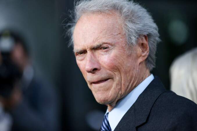 Clinton est devenu Clint Eastwood. 