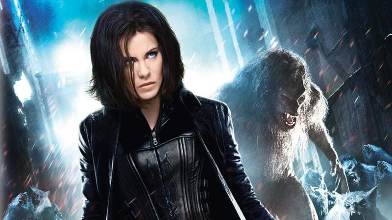 Kate Beckinsale en guerrière vampire puissante dans Underworld