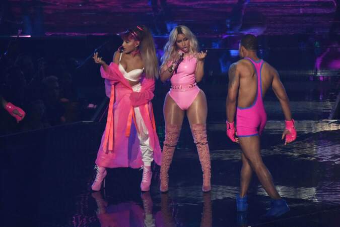 Nicki Minaj avait les mêmes, mais en rose
