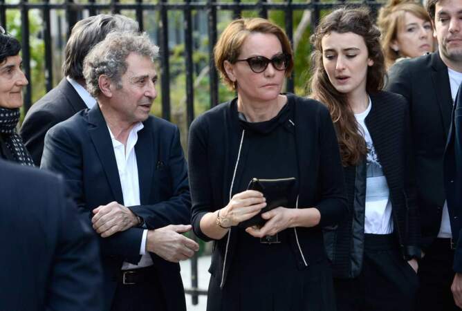 Cendrine Dominguez aux obsèques de son époux en la basilique Sainte-Clotilde, à Paris, le 16 avril 2015