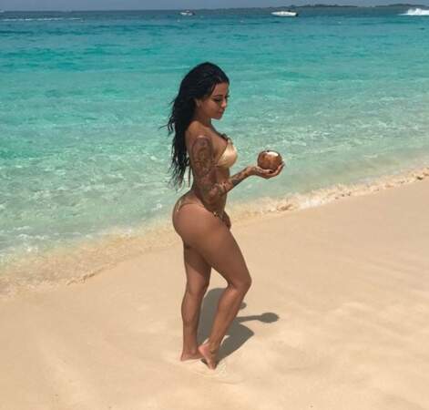 Shanna Kress nargue ses 2 millions d'abonnés avec une photo de rêve aux Bahamas 