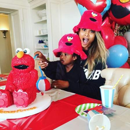 Et le fils de Ciara, Future, a eu droit à un anniversaire 100% Elmo ! 