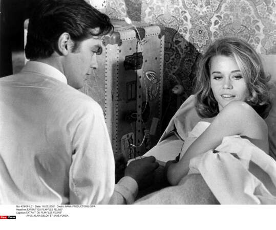 En 1963, Jane Fonda vient en France pour tourner le thriller Les Félins avec Alain Delon