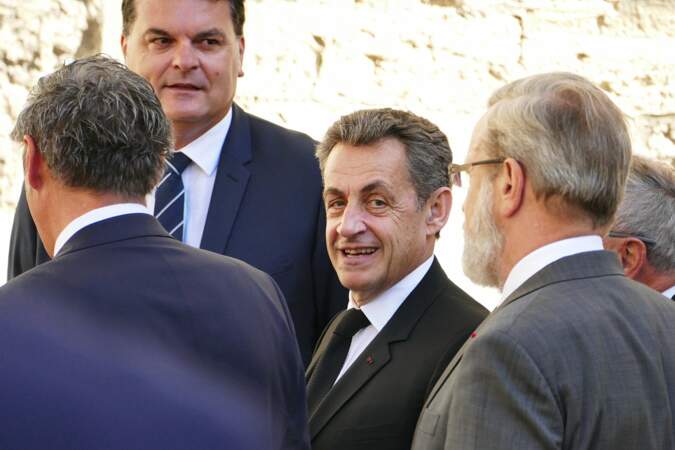 ... mais également bon nombre de personnalités, à l'instar de l'ancien président de la République Nicolas Sarkozy