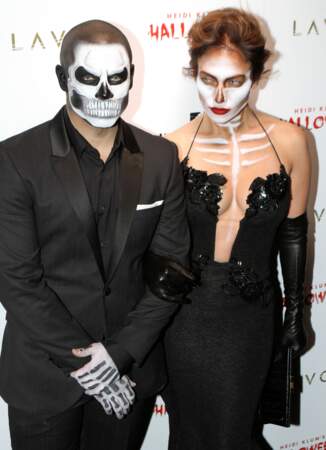 Look squelette également pour Jennifer Lopez et son chéri Casper Smart, méconnaissables ! 